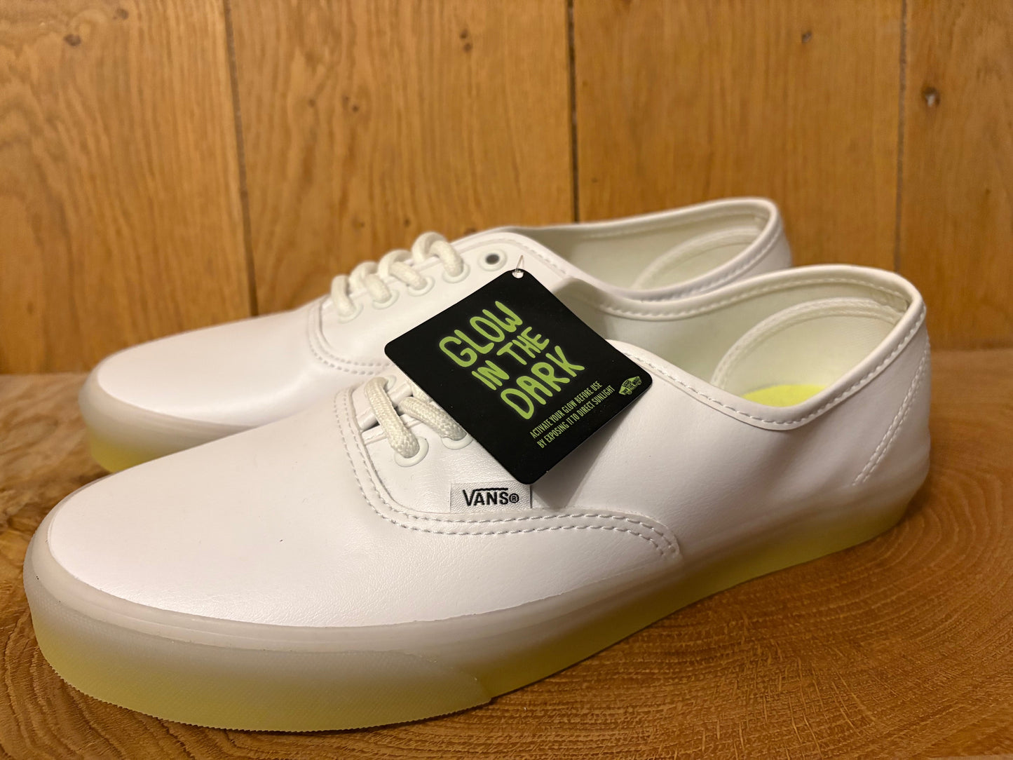 Vans authentic resale Old Skool Glow in the dark mens trainer UK 8.5 no box