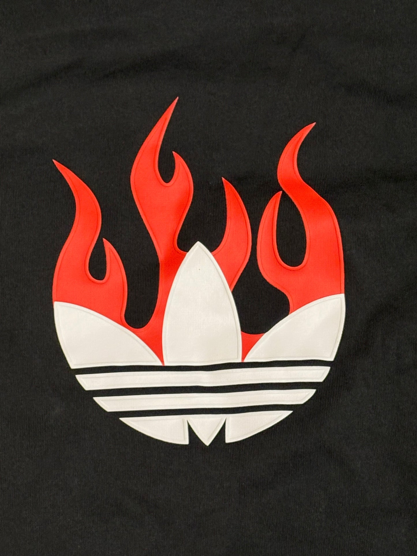 Adidas authentic resale Mens small black Flame logo T-shirt new with tags (E2V)