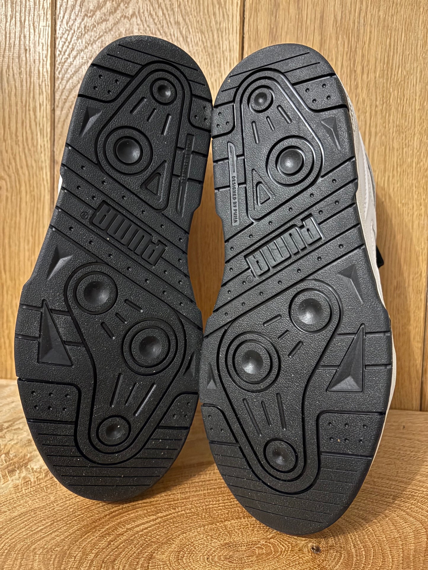 PUMA Womens UK 6.5 Slipstream trainers authentic resale new boxed