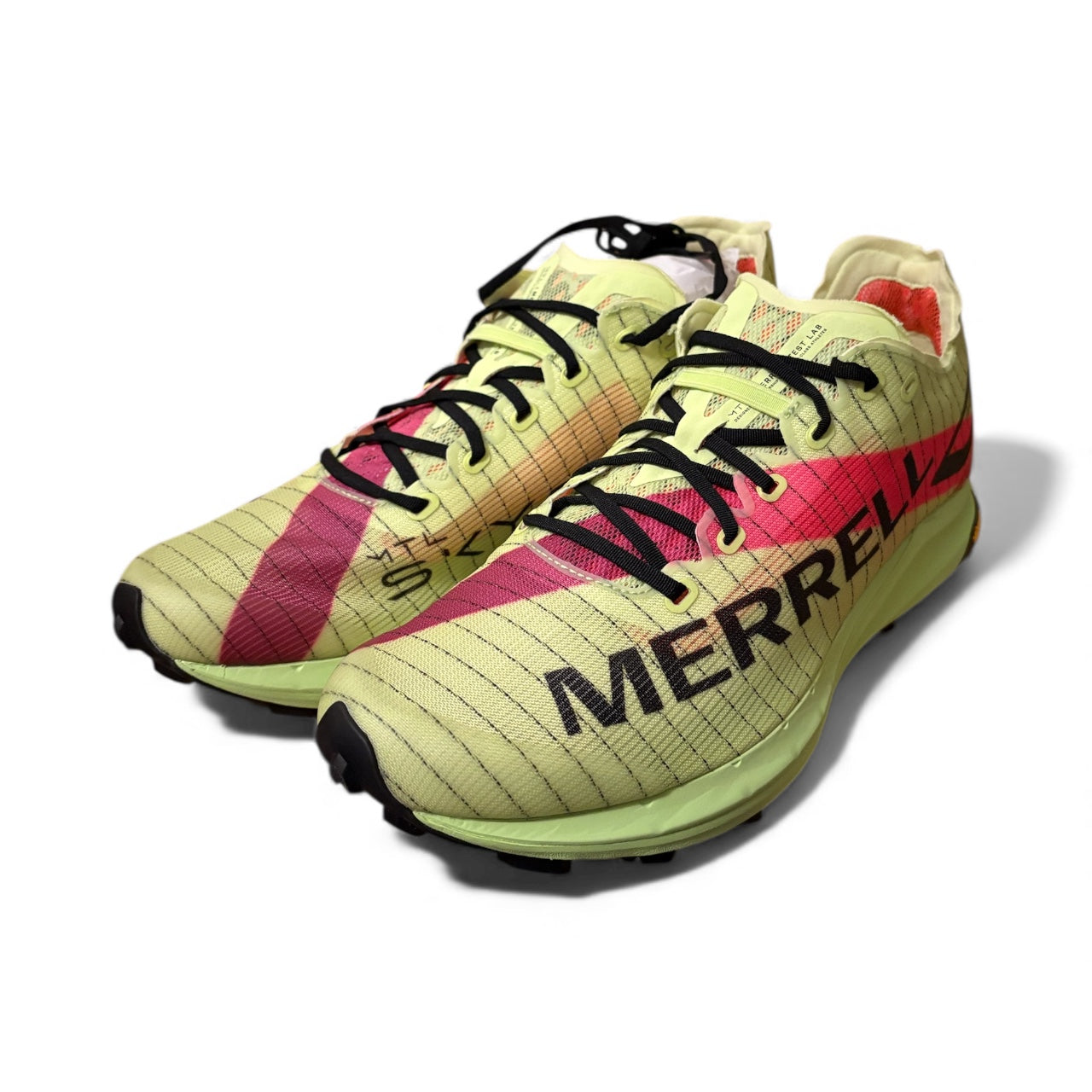 MERRELL MTL Skyfire 2 Matryx Mens UK 9.5 Trail runnung shoe in Mantis green new boxed authentic resale