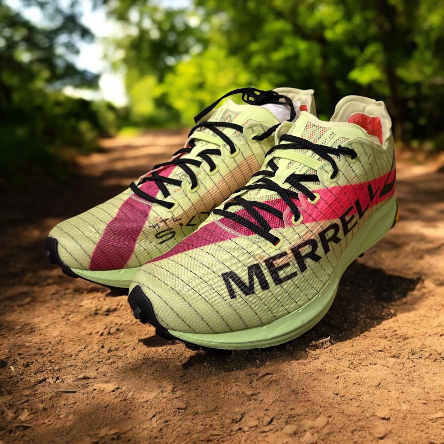 MERRELL MTL Skyfire 2 Matryx Mens UK 9.5 Trail runnung shoe in Mantis green new boxed authentic resale