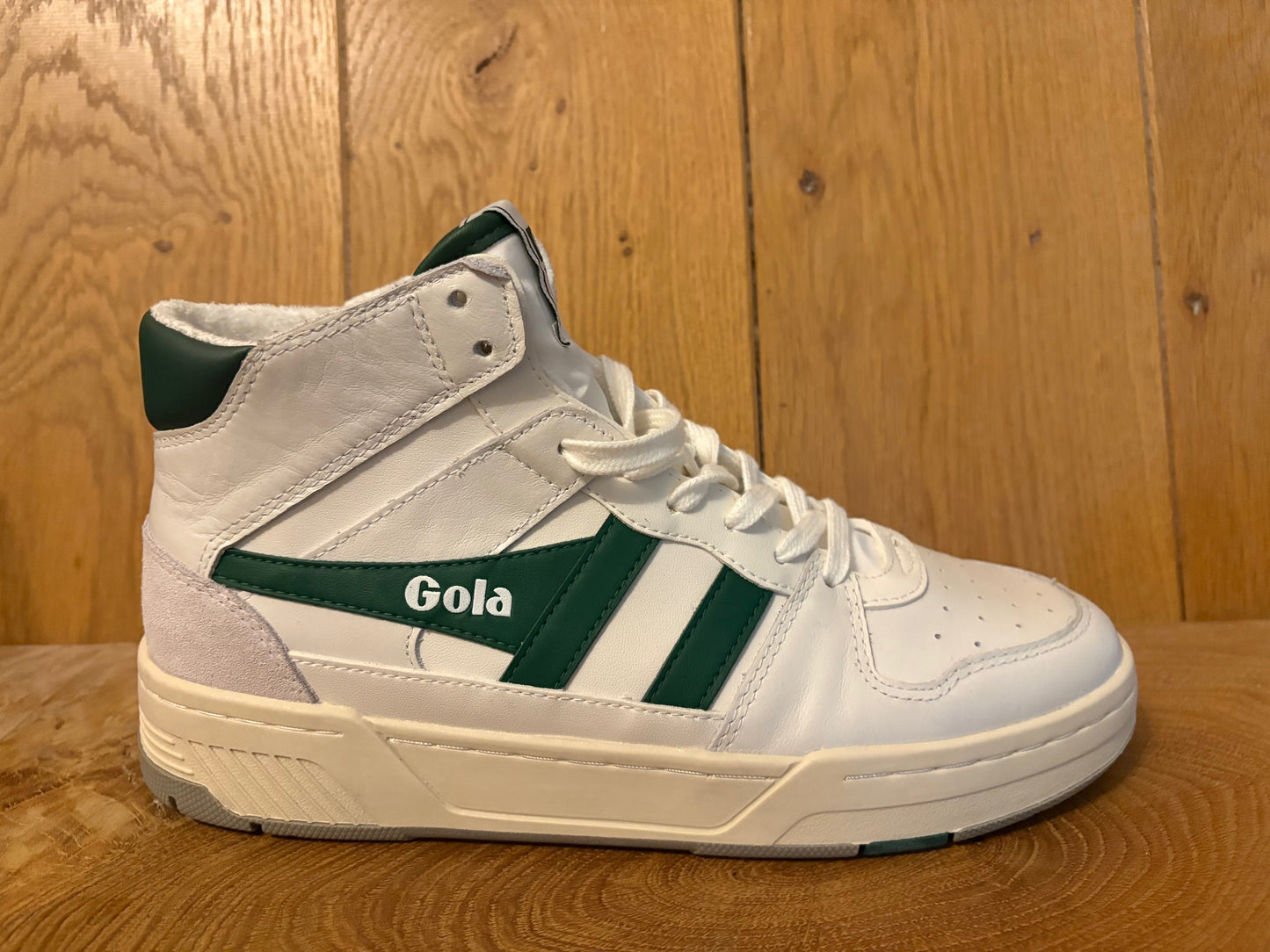 Gola authentic resale Allcourt cmb534 UK 7 Euro 41 high top shoe in white no box