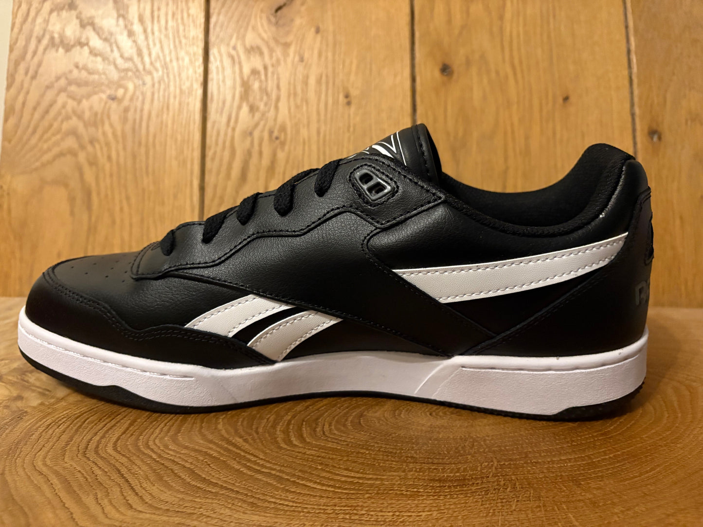 Reebok authentic resale BB 4000 ii Mens UK 10.5 new boxed