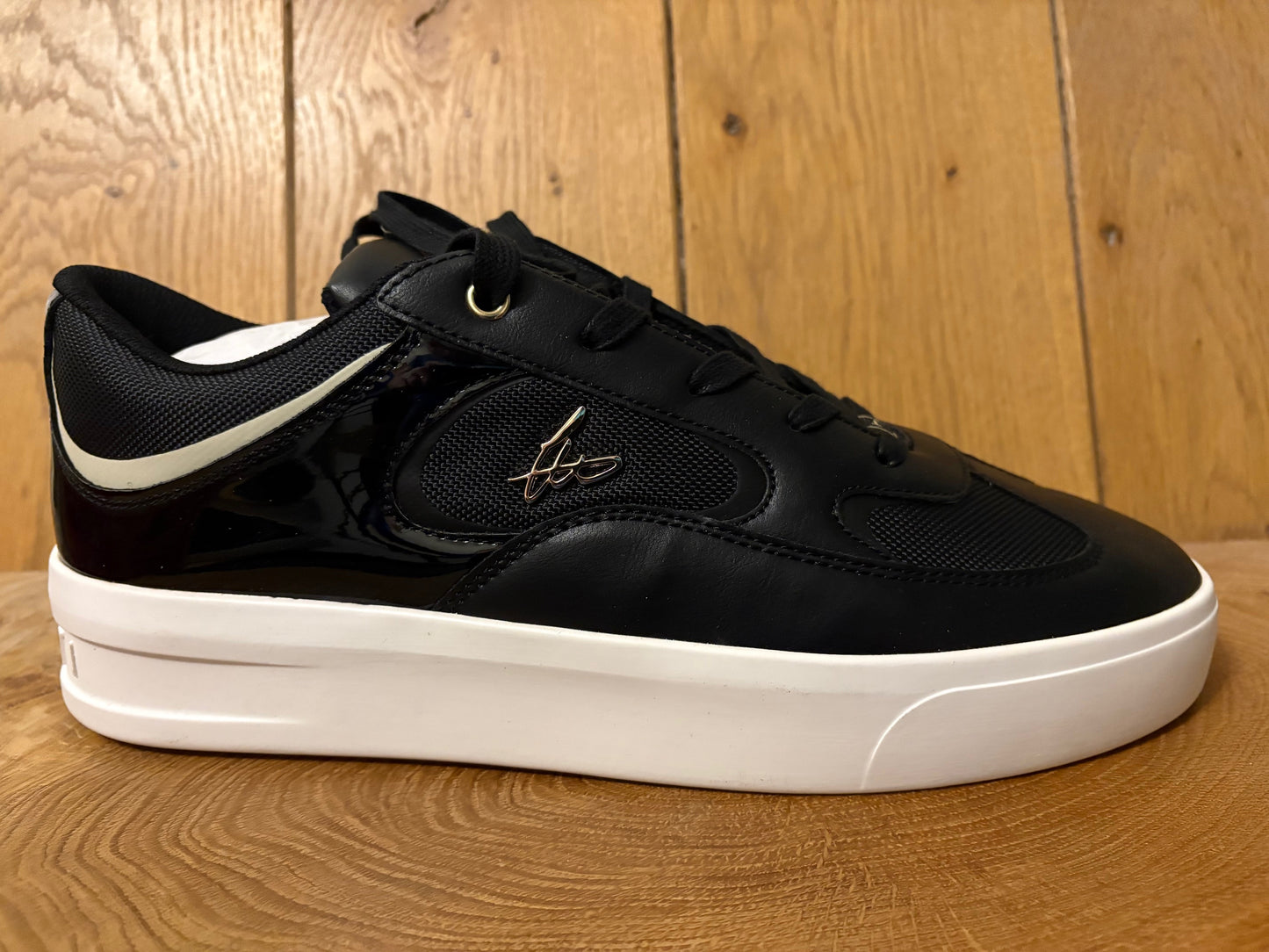 Loyalti Authentic resale Ritual Runner Trainer mens UK 11 new boxed