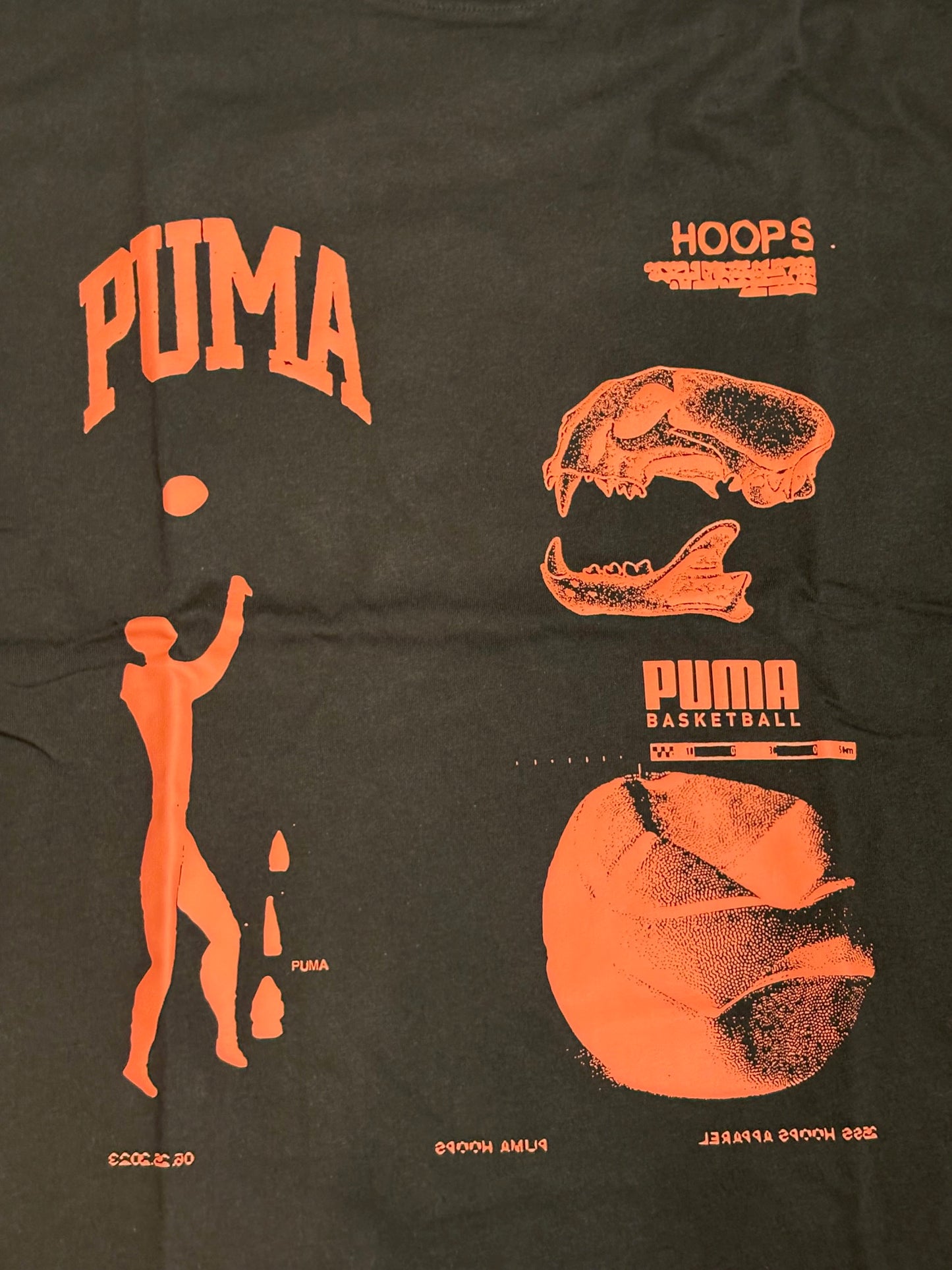 PUMA authentic resale 630664 01 Mens XL Basketball themed T-shirt (E2V)
