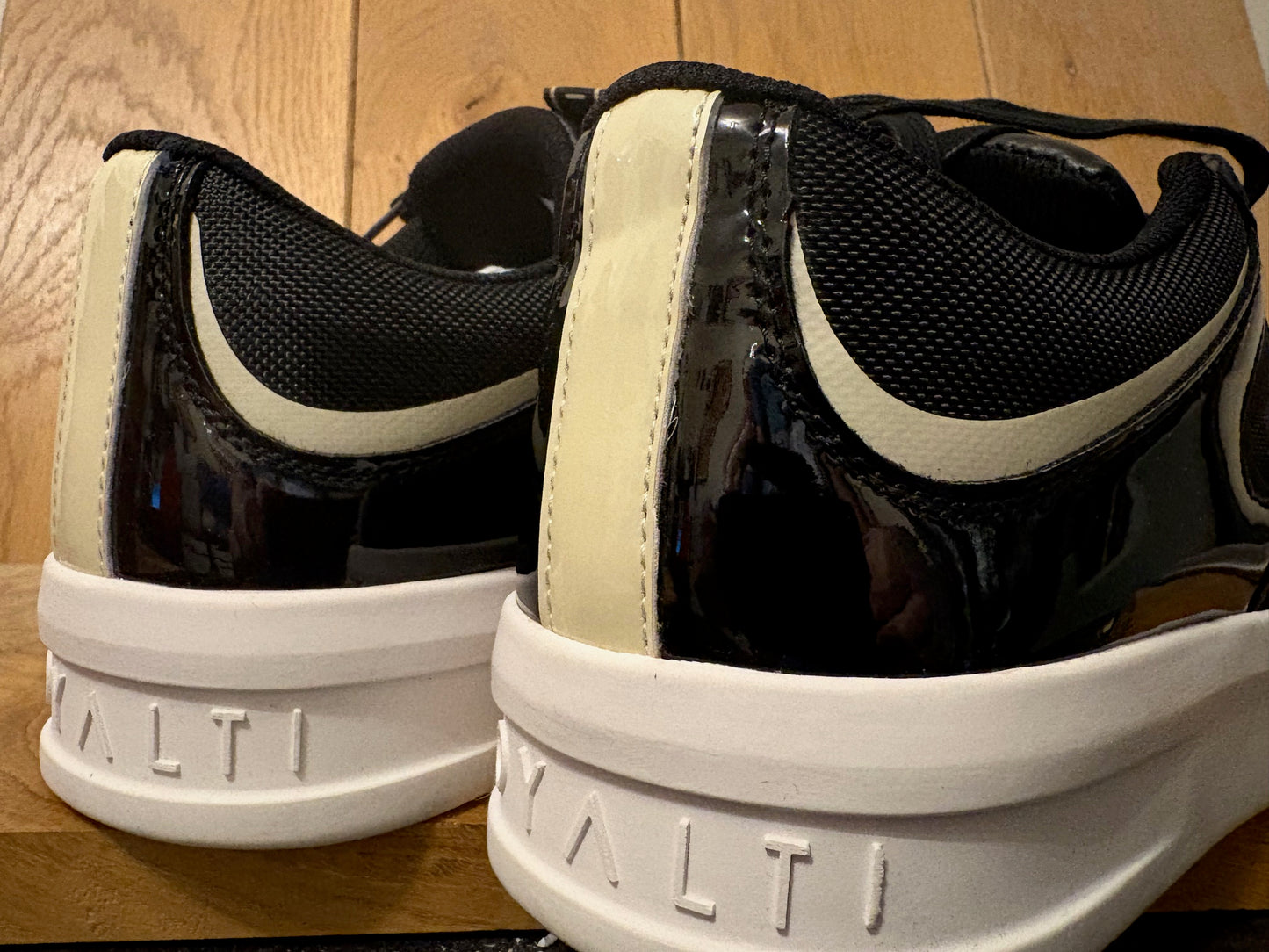 Loyalti Authentic resale Ritual Runner Trainer mens UK 11 new boxed